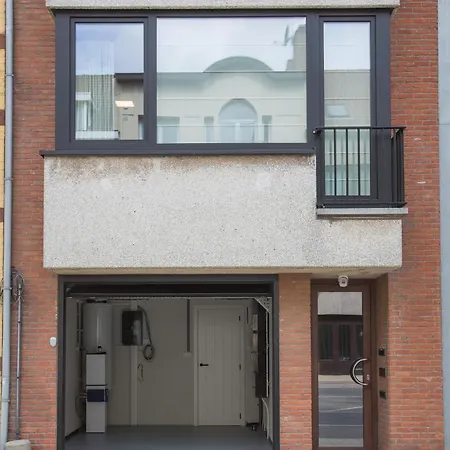 Maison .’eau Mer.’ * Middelkerke